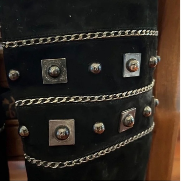 Stuart Weitzman. 9 1/2. Tall Suede Black boots with great chrome embellishments! - Picture 9 of 13
